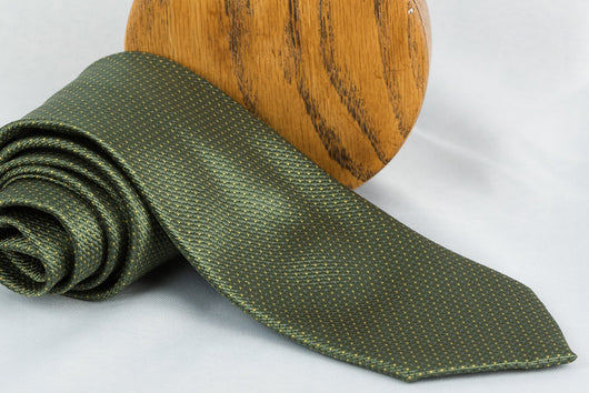 Socrates The Art of Color Green Yellow Dot
