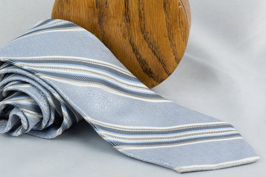 Socrates The Art of Color Light Blue Print Grey Diagonal